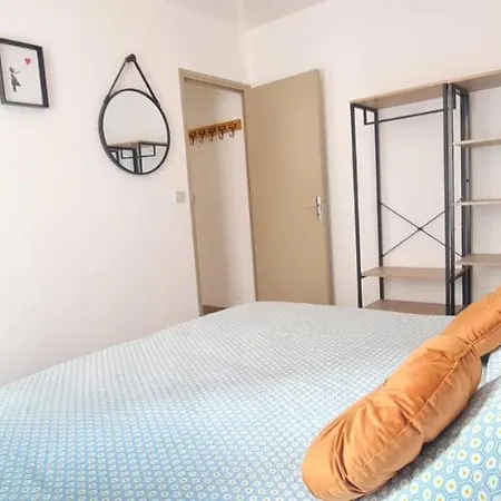 App' Art Centre + Parking Gratuit Apartment *